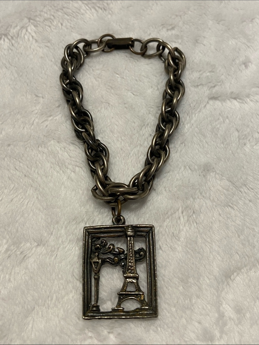 Vintage Gay Paree Eiffel Tower Pendant Chain bracelet